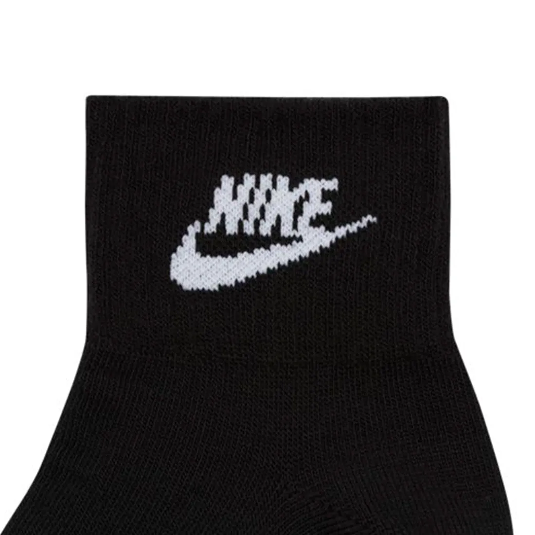 NIKE EVERYDAY ESSENTIAL ANKLE SOCKS (3 PAIRS) BLACK